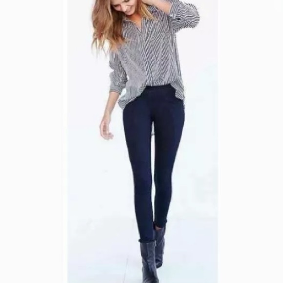 Urban Outfitters Denim - BDG Urban Outfitters Slim Dark Wash Jeggings NWT